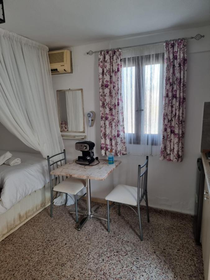 Soultana Studios Líndos Екстериор снимка
